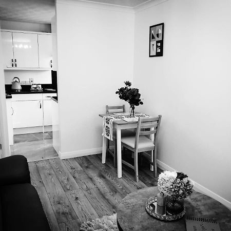 Luxury 1 Bed Close To Town Centre With Free Parking Саутенд-он-Сі Екстер'єр фото