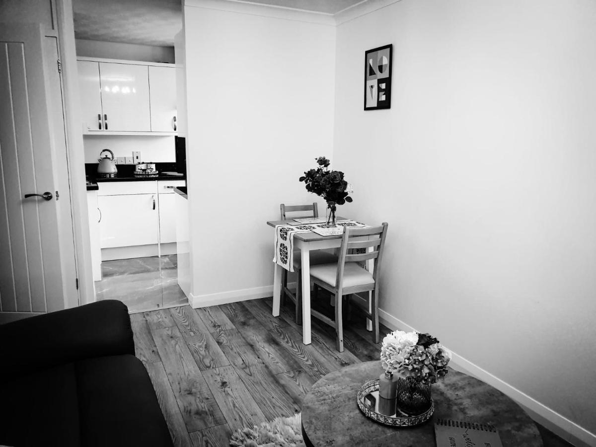Luxury 1 Bed Close To Town Centre With Free Parking Саутенд-он-Сі Екстер'єр фото